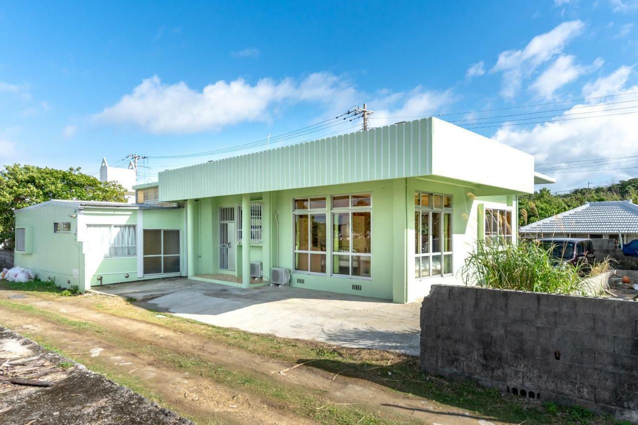 Deluxe Room 130平米 Urumahotel Exterior foto